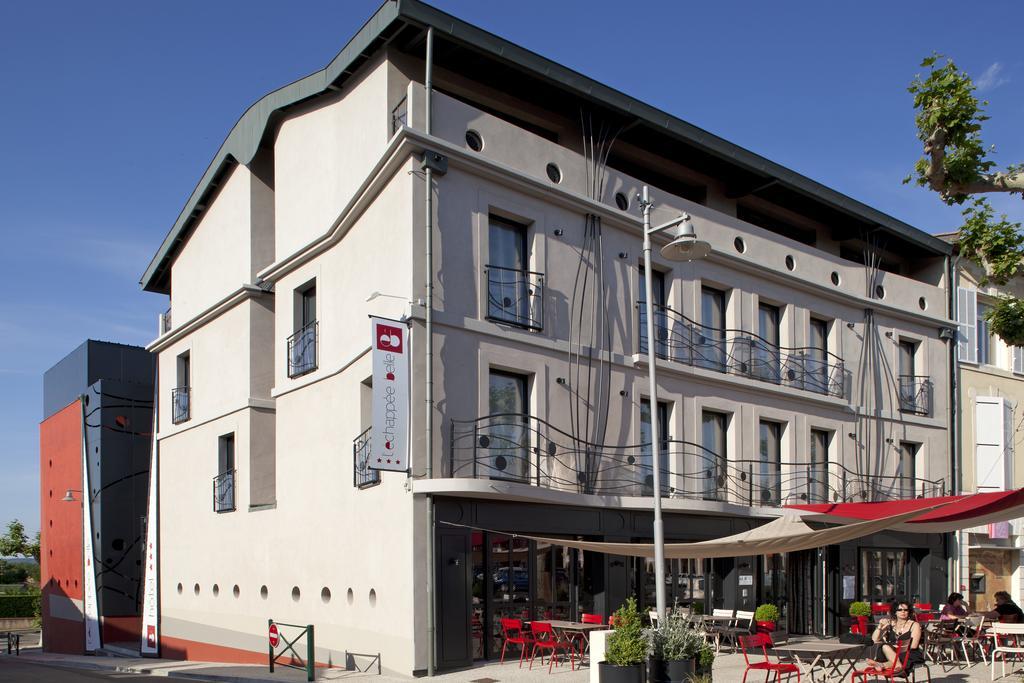 L'Echappee Belle Hotel LʼIsle-Jourdain Екстериор снимка